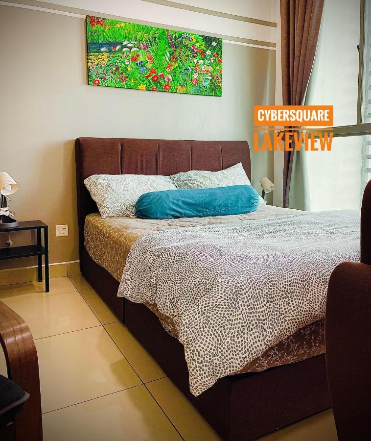 Cybersquare Lakeview With Netflix And Disney Hotstar Cyberjaya Εξωτερικό φωτογραφία