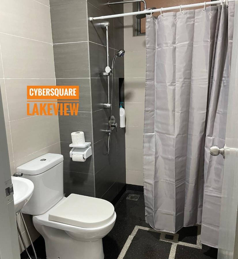 Cybersquare Lakeview With Netflix And Disney Hotstar Cyberjaya Εξωτερικό φωτογραφία
